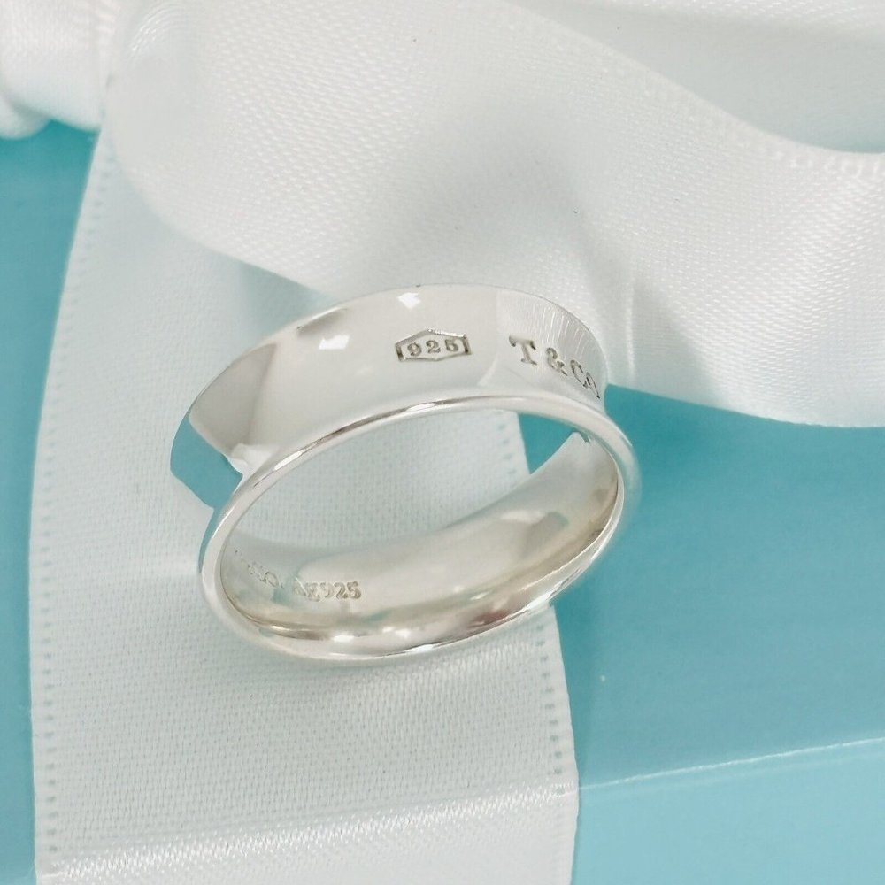 Size 7 Tiffany & Co 1837 Ring in Sterling Silver - Picture 4 of 8